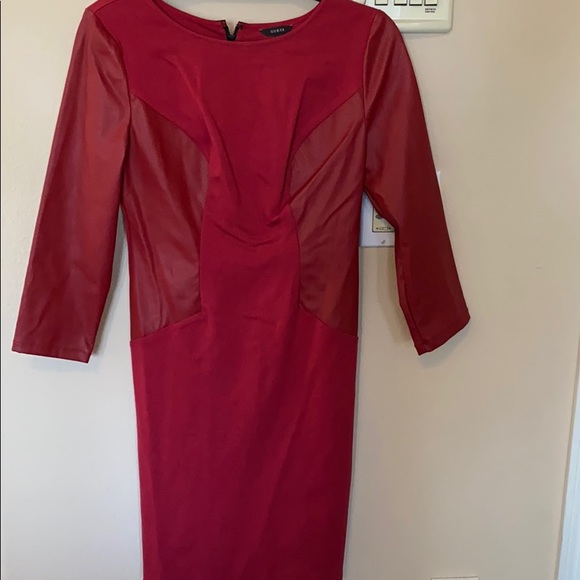Guess Dresses & Skirts - Guess dress with faux leather snake accents sz 6